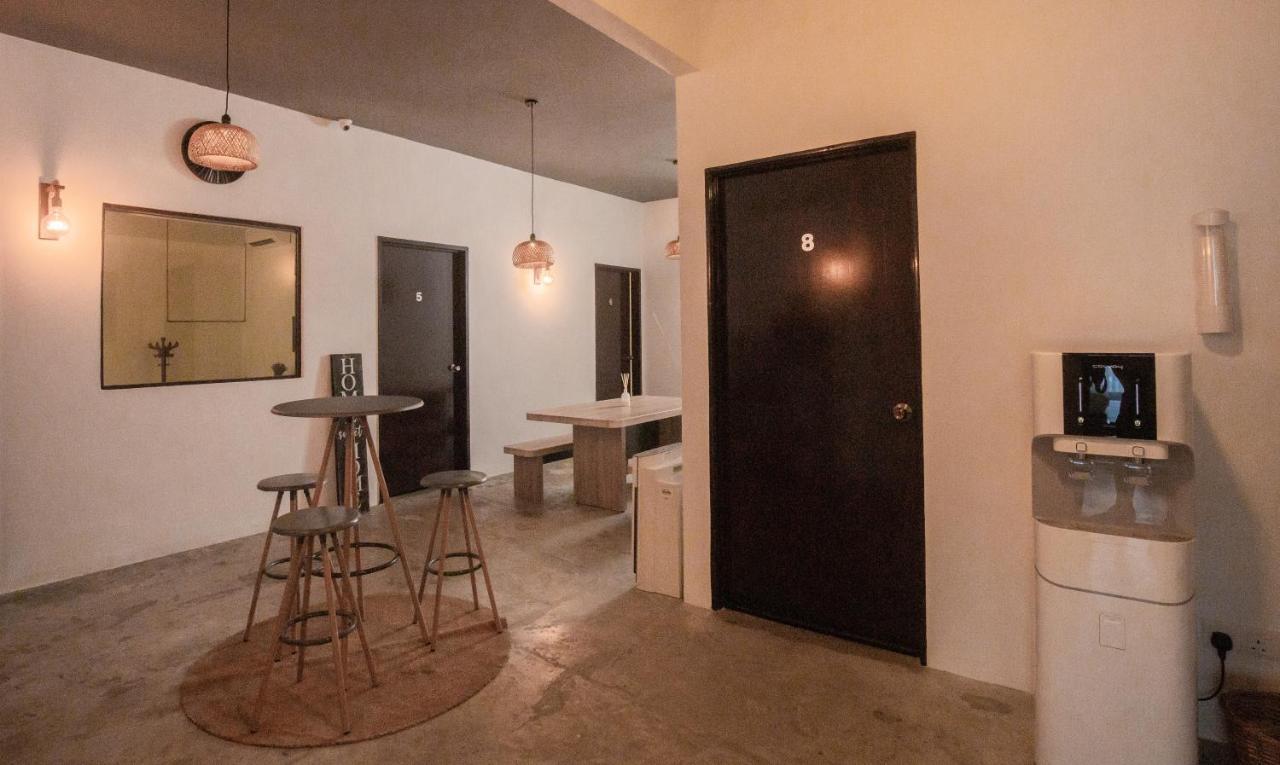 Amazing Home Inn George Town Exteriör bild