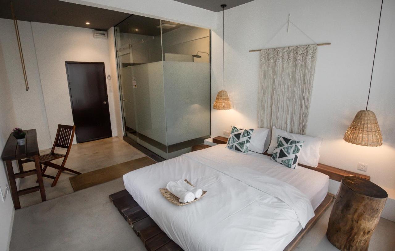 Amazing Home Inn George Town Exteriör bild